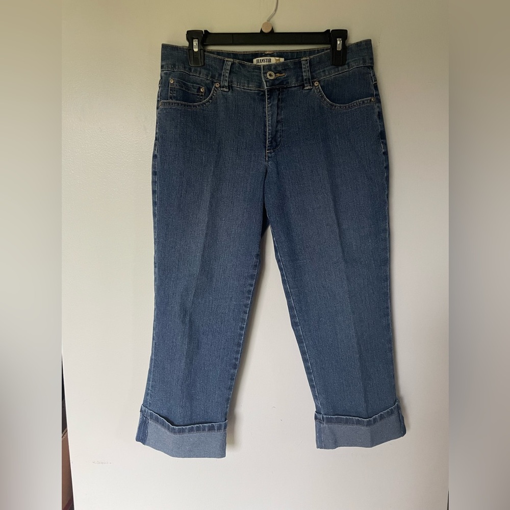 Jeanstar Indigo Premium Denim Capris, Size 6